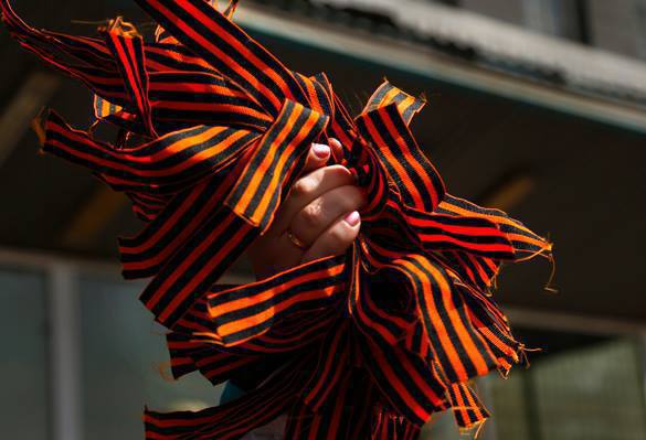 Рада Украины готовит закон о запрете георгиевской ленты в стране