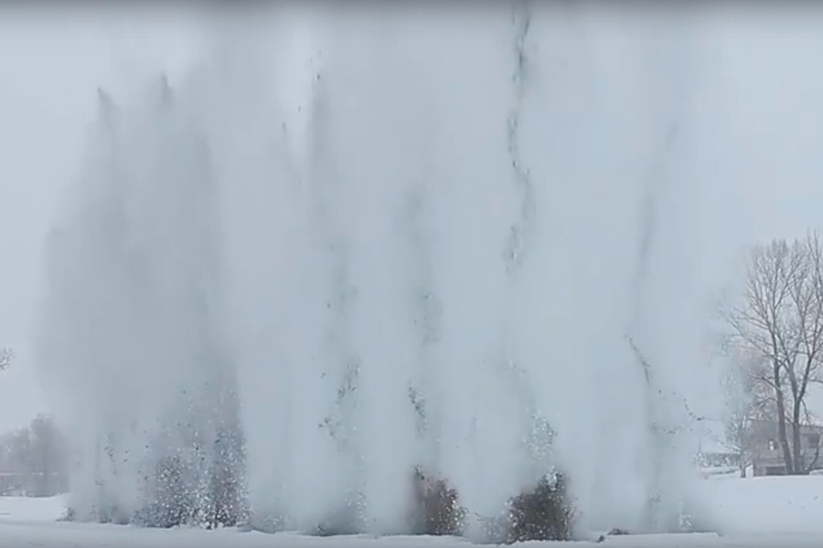 Военные инженеры начали противопаводковые взрывы в Челябинской области