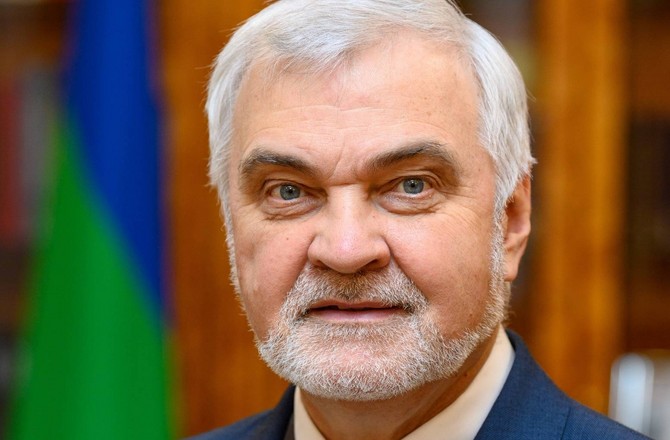 Глава Коми угрожал полицейским отправкой на фронт за замечание о парковке