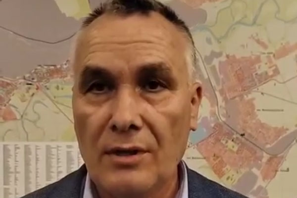 Мэр Орска: сын работает в Дубае, учеба в школе по британской системе | Мэр Орска Василий Козупица прокомментировал расследование о недвижимости его семьи в Дубае