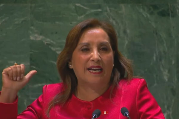 Полиция и прокуратура ворвались в дом президента Перу, чтобы изъять часы Rolex | В резиденции президента Перу провели рейд из-за люксовых часов Rolex