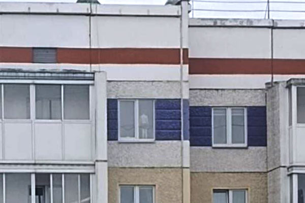 Шестилетний мальчик выпал из окна 7 этажа и выжил в Санкт-Петербурге | Шестилетний ребёнок выпал из окна многоэтажки в Петербурге