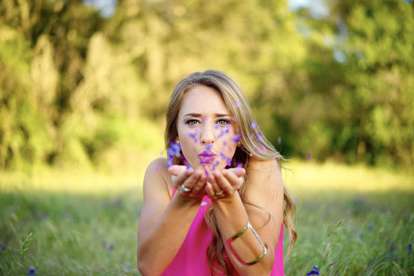 Белая полоса не за горами: Глоба рассказала, кому в июне улыбнётся Вселенная