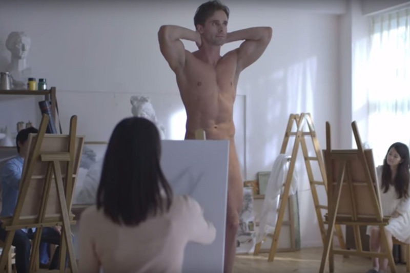 Эротическая реклама танкового онлайн-симулятора покоряет японский Интернет. ВИДЕО