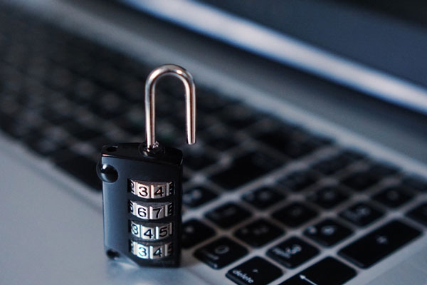 Слив «списка девственниц» из КазНУ проверит прокуратура