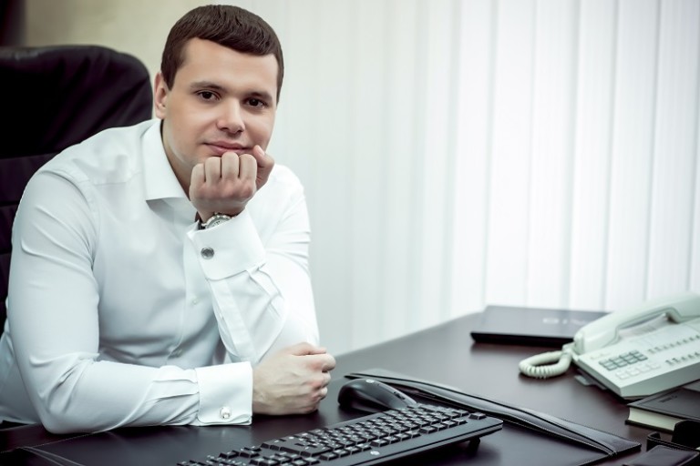 В Перми по делу о крупном мошенничестве задержан глава краевого минсвязи Евгений Балуев