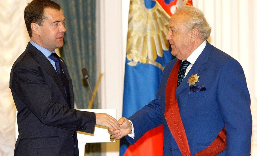 Ушел из жизни скульптор Зураб Церетели | На 92 году жизни скончался Зураб Церетели