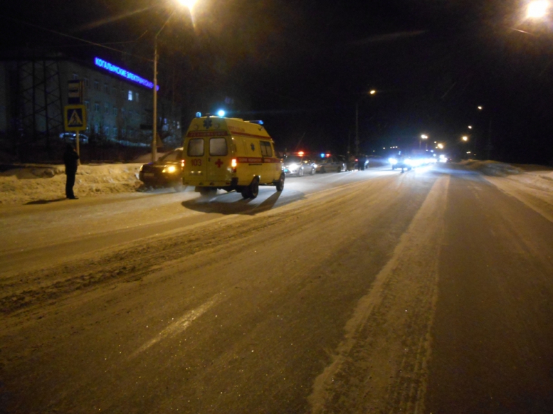 В Когалыме водитель сбил женщину на нерегулируемом пешеходном переходе