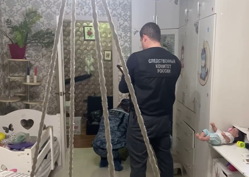 «Это я! Аахахах»: 13-летняя девочка убила своих маленьких сестер в Тольятти | 13-летняя девочка в Тольятти жестоко расправилась с двумя сестрами