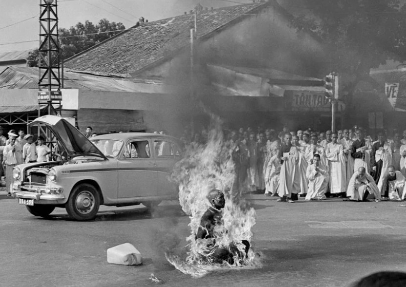 Их нравы: житель Мюнхена совершил акт самосожжения в центре города