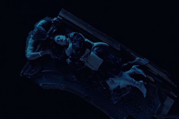 Дверь из «Титаника» ушла с молотка за 718 тысяч долларов | Дверь из фильма «Титаник» продали на аукционе в США за 718 тысяч долларов