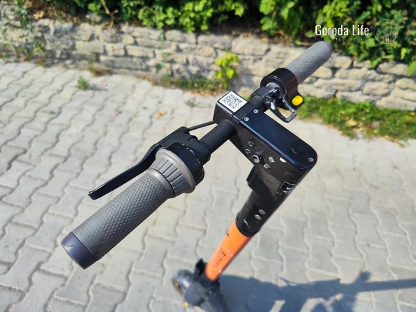 «МТС Юрент» вводит жесткие правила: электросамокаты только с 18 лет, дабы спасти жизни детей | Кикшеринговые компании в России начали блокировать подросткам доступ к электросамокатам