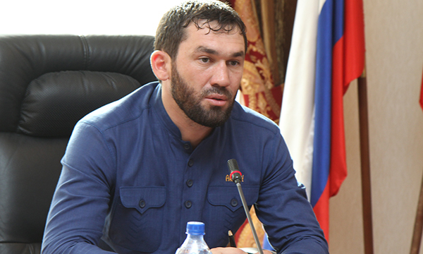 В HRW считают, что глава парламента Чечни лично пытал геев