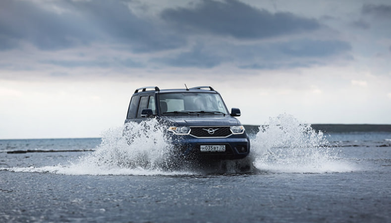На Кубе начали производить машины УАЗа | На Кубе собрали первый УАЗ «Патриот»