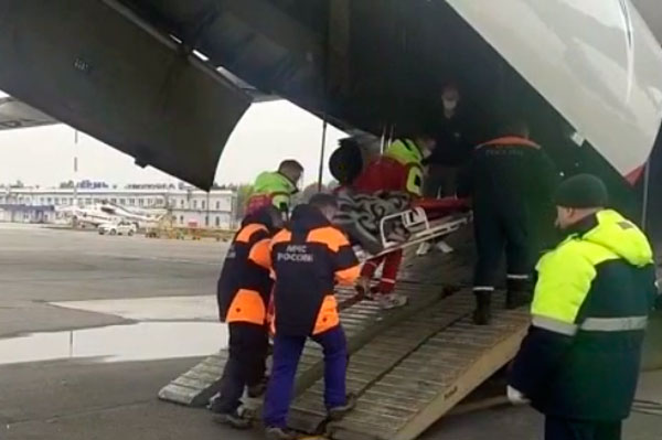 Ил-76 с раненными при стрельбе в Перми вылетел в Москву