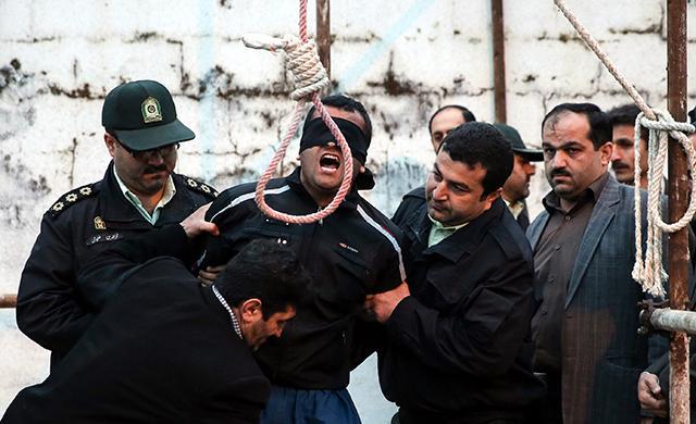 Башар Асад ежедневно вешает 50 человек. Строгий, но справедливый