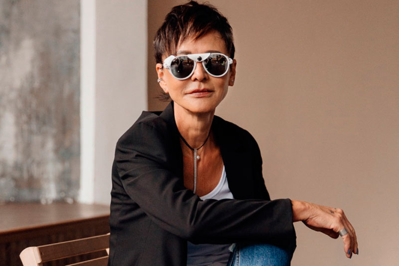 «Это было уважительно!» — Ирина Хакамада прокомментировала рейд полиции на вечеринке в Savoy | Ирина Хакамада о задержаниях в Savoy: «Рейд прошел этично»