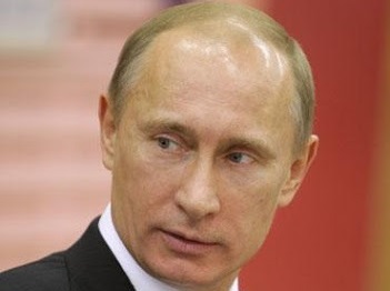 «Путинские выплаты» медикам сохранят до конца лета