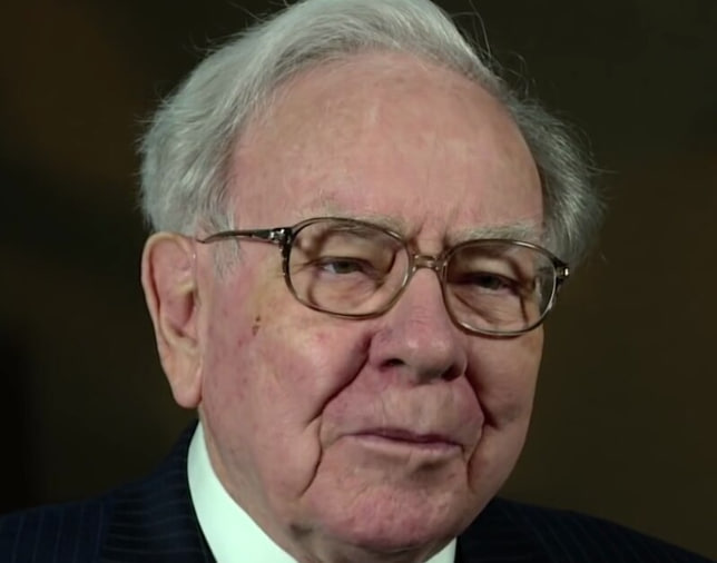 Уоррен Баффет уходит: инвестор заявил о первых признаках старости | Баффет уходит с поста главы Berkshire из-за возраста