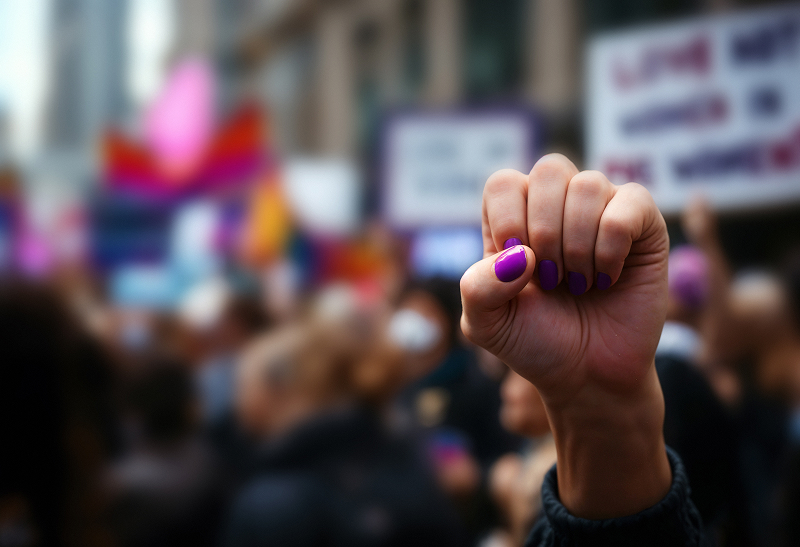 Женщину оштрафовали на 20 тысяч за призыв выйти на митинг из-за отсутствия воды в Крыму   | Крымчанку оштрафовали за призыв к митингу из-за проблем с водой  