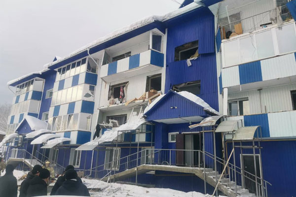 В Якутии произошел взрыв газа в четырехэтажном жилом доме