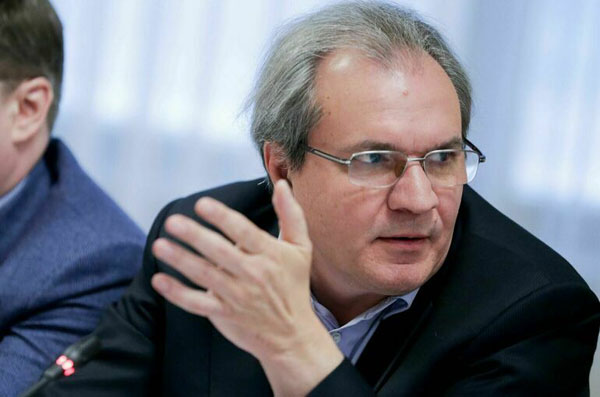 Глава СПЧ: мигрантские семьи без образования для детей должны покинуть Россию | Глава СПЧ Фадеев призвал высылать семьи мигрантов, чьи дети не ходят в школу