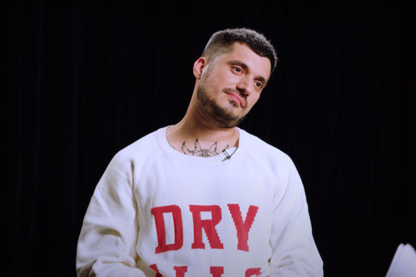 «Он под капельницей и на ИВЛ!» – Паша Техник в тайской больнице: что произошло на самом деле? | Паша Техник попал в больницу в Таиланде с тяжелым отравлением