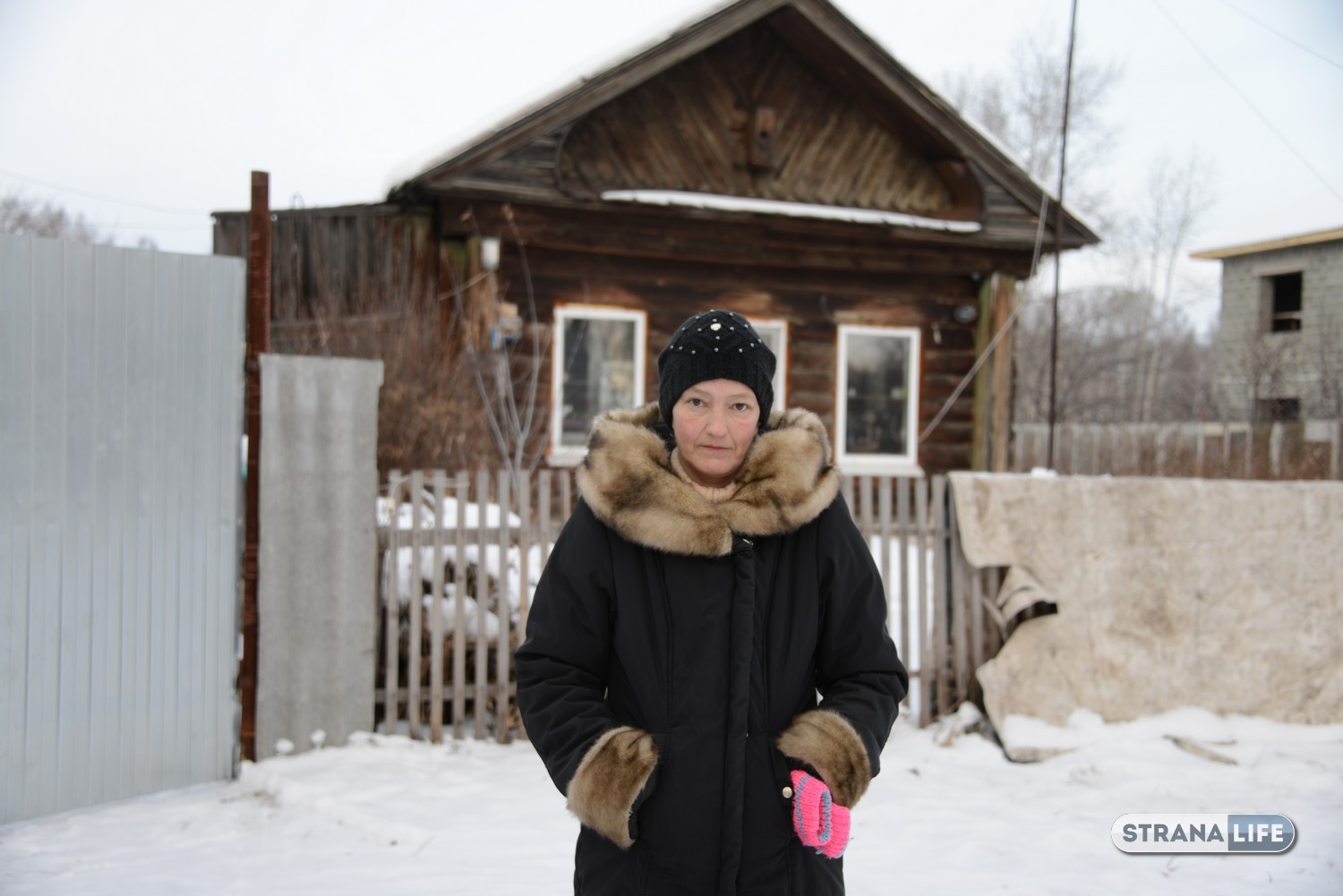 На Урале врачи дали женщине ключ от морга, чтобы та сама перевезла туда тело своего умершего отца. Как оправдались медики?