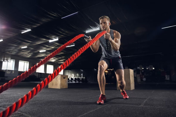 Россиян призвали не мучить себя сильными физическими нагрузками с приходом весны | Кардиолог Соколов предупредил об опасности резких физических нагрузок весной