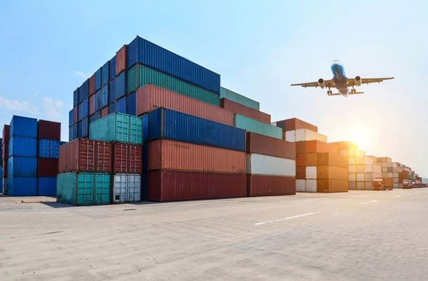 Самолёт авиакомпании «Россия» с 111 пассажирами на борту экстренно сел в Ставропольском крае