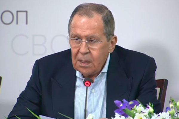 Последствия гибридной войны против России ощутят все, заявил Лавров