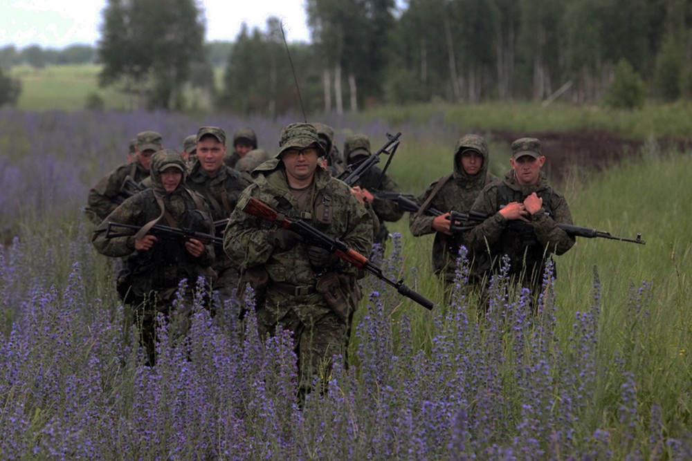 Стало известно, сколько россиян вступило в ряды добровольцев и контрактников ВС РФ с начала года