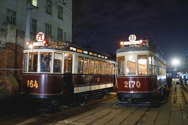 Репетиция Парада трамваев в Москве: новый маршрут и исторические вагоны на Лесной улице | В Москве прошла репетиция Парада трамваев