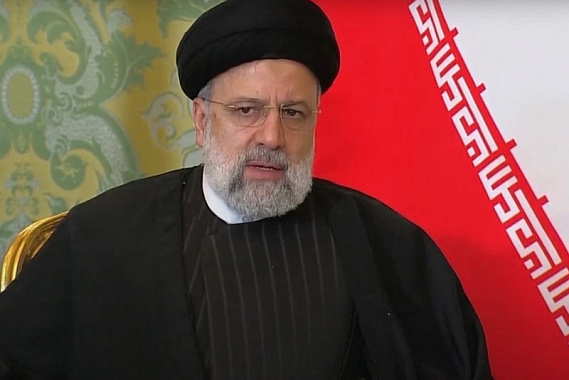 Президента Ирана Ибрахима Раиси решили похоронить в его родном городе Мешхеде | Тело президента Ирана решили перевезти для захоронения в его родной город