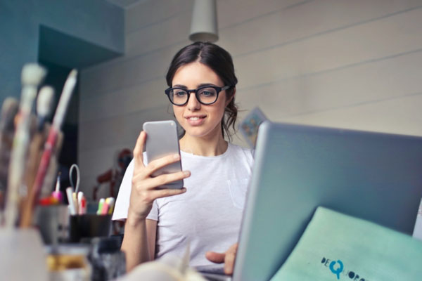 Ученые выяснили, как большой мозг «Поколения Z» отразился на их интеллекте | Зумеры обогнали бумеров по размеру мозга. Но им это не помогло