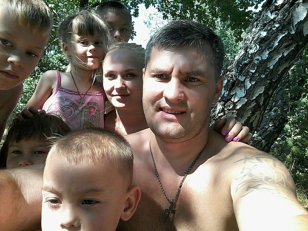 Отец-герой из Башкирии, в одиночку воспитывающий пятерых детей, наконец-то нашел даму сердца