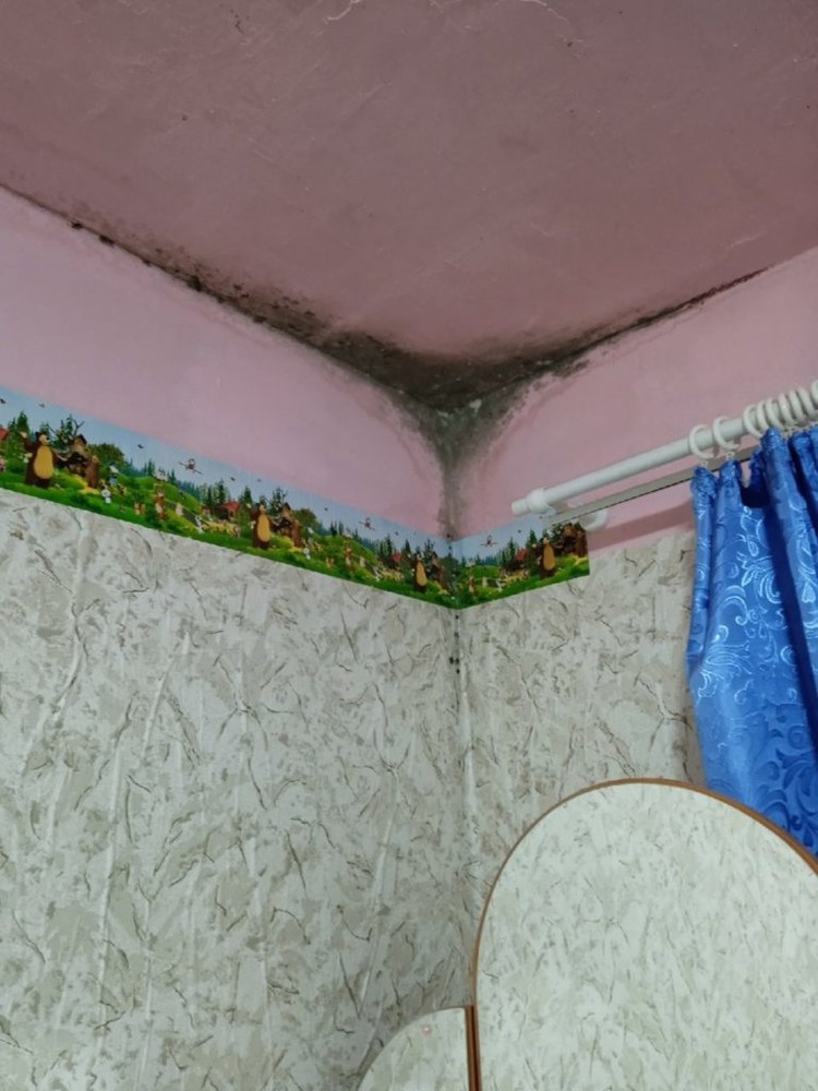 Не хуже, чем в Европе: на Урале медик замерзает с ребёнком в квартире