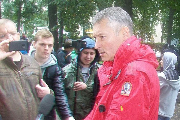 Пугачева вступились за Ройзмана* на суде