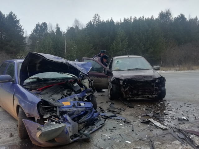 В Свердловской области сотрудники ГИБДД выясняют обстоятельства двух ДТП: в Сысертском и Сухоложском районах