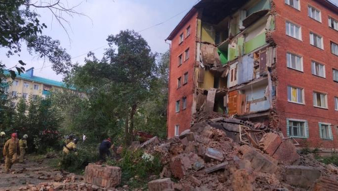 Обрушившаяся пятиэтажка в Омске разваливалась по кускам 1,5 года