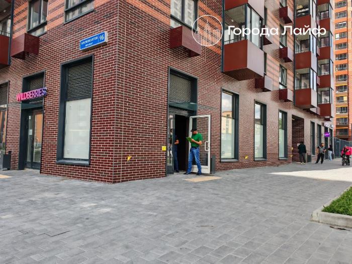 Второй «Вкусвилл» закрылся в Екатеринбурге: вместо него открылся алкомаркет | Очередной «Вкусвилл» снова закрыли в Екатеринбурге