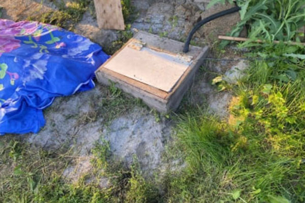 В Хабаровском крае пятиклассница утонула в бочке, пытаясь спасти своего младшего брата