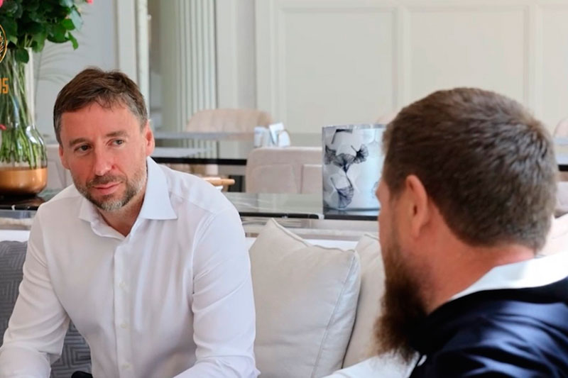 Владислава Бакальчука обвинили в убийстве после нападения на офис WB | Мужа владелицы WB Бакальчука обвинили сразу по четырём уголовным статьям