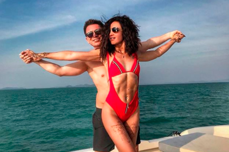 "Арбузика принеси!" Бузова записала провокационное видео с Батрутдиновым на яхте