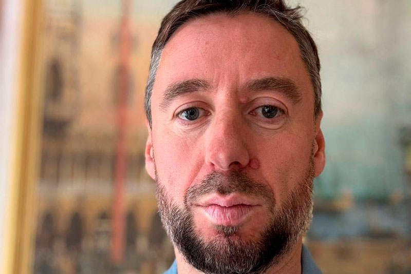 Муж Татьяны Скандал в семье владельцев Wildberries: Бакальчук решил зарегистрировать собственный товарный знак для защиты бизнеса | Супруг Татьяны Бакальчук решил зарегистрировать свой товарный знак