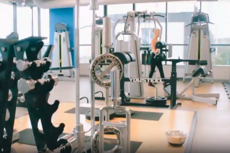 Клиенткам фитнес-клуба в Петербурге запретили носить открытые купальники | Фитнес-клуб в Петербурге запретил бикини