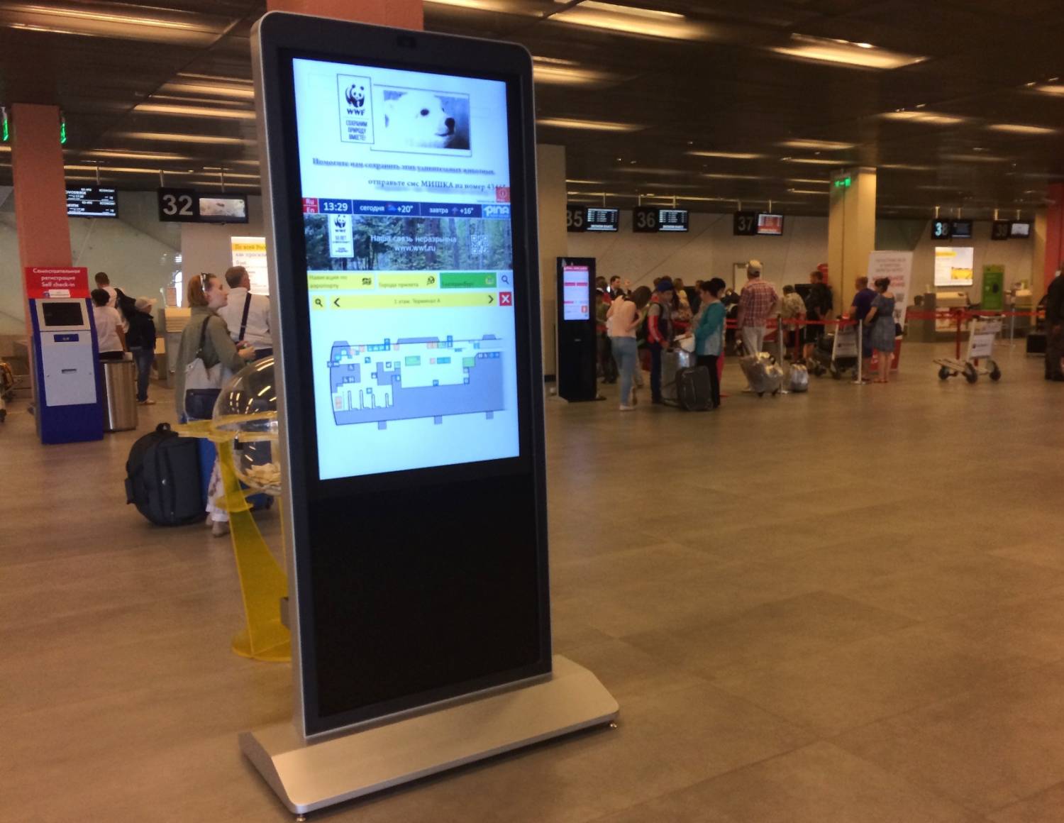 Интерактивные тач-панели установлены в аэропорту Кольцово