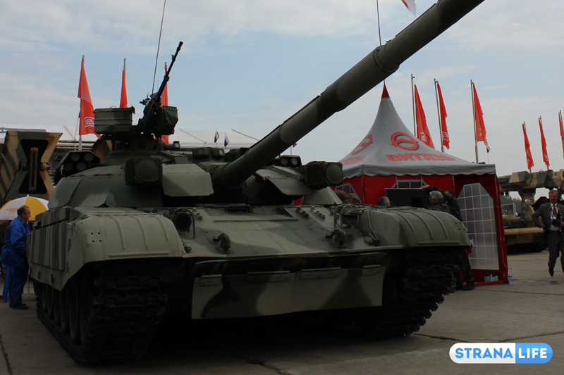 Выставка вооружений в Нижнем Тагиле: пушки красят, гостиницы марафетят