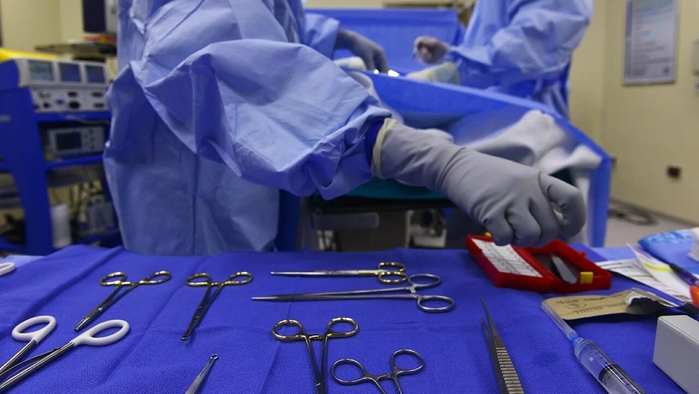 В омском роддоме №1 врачи изуродовали молодую роженицу