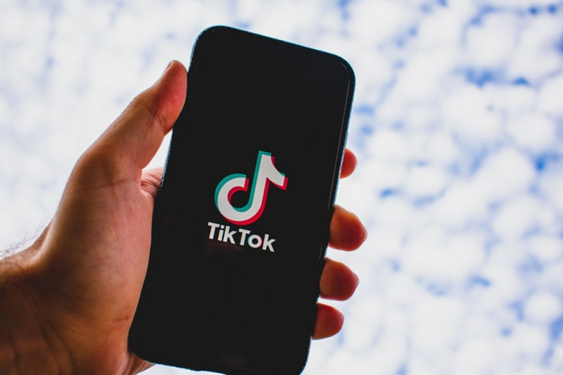 «Не загружается»: в работе TikTok произошёл сбой | Пользователи интернета пожаловались на сбой в работе TikTok